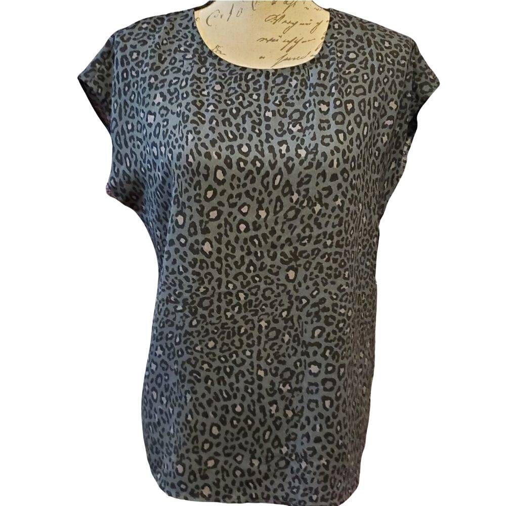 Halogen Ladies Size XS Black & Gray Animal Print Cap Sleeve Blouse